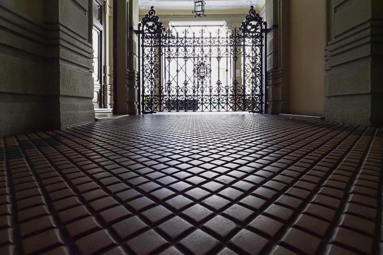 Appartamento PrimoPiano - Cantoni Milano Esterno foto