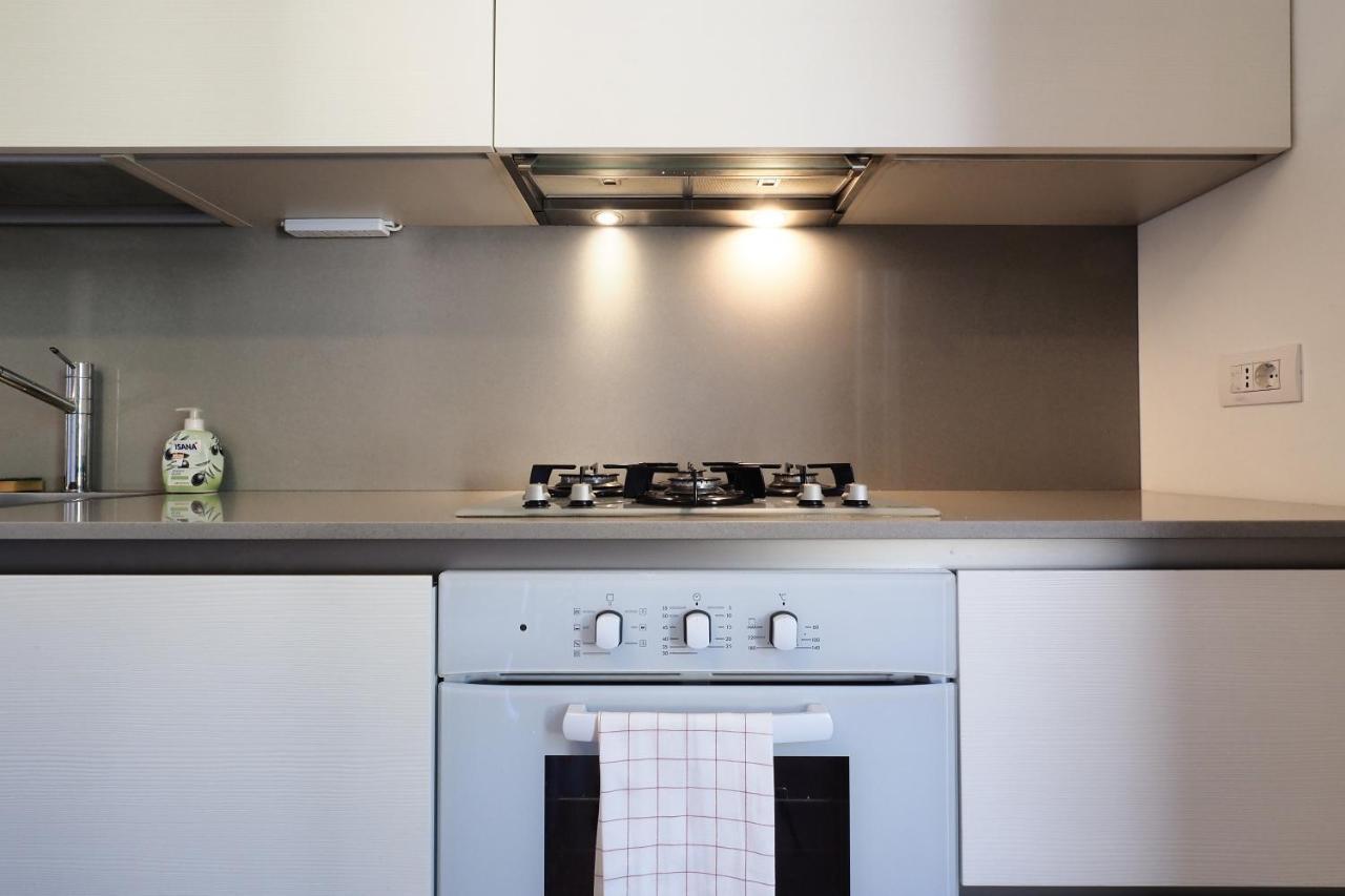 Appartamento PrimoPiano - Cantoni Milano Esterno foto